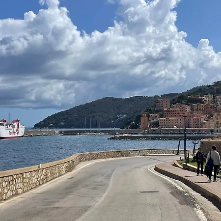 Miramare Ortano Διαμέρισμα *